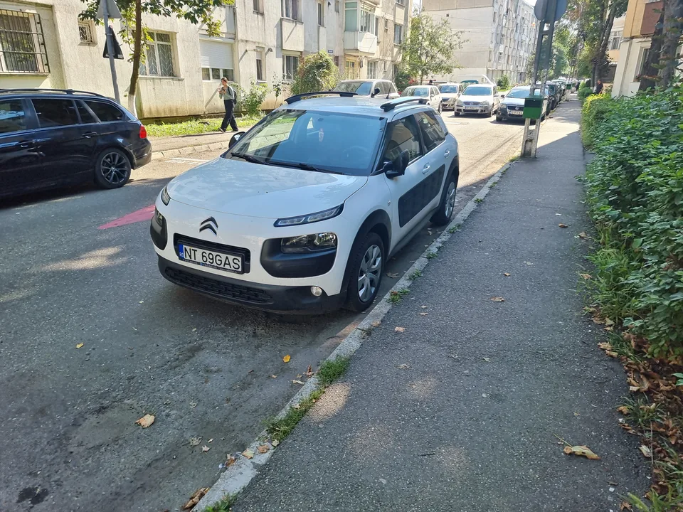 C4 Cactus 1.6 Live Flex 24/24 Auto — Citroën