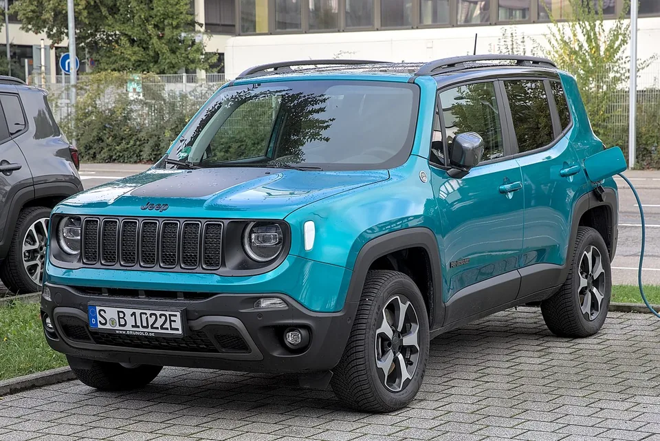 Renegade 1.3 Turbo T270 4x2 Flex 24/25 Auto — Jeep