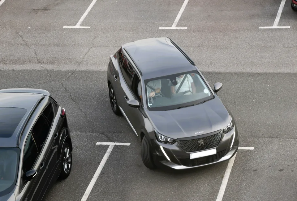 2008 Allure 1.6 Flex 23/24 Auto — Peugeot